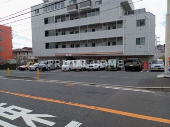 セブンイレブン 横浜西大口店の画像