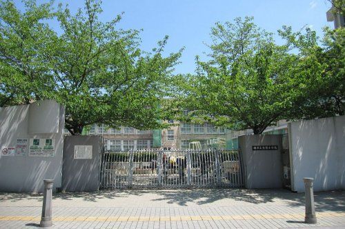 熊野小学校の画像