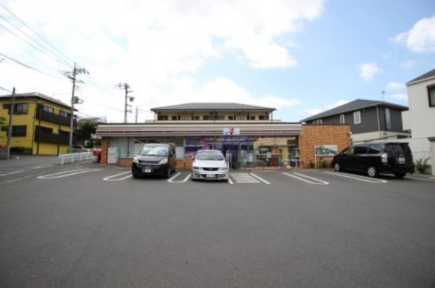 セブンイレブン 横浜高田小学校入口店の画像