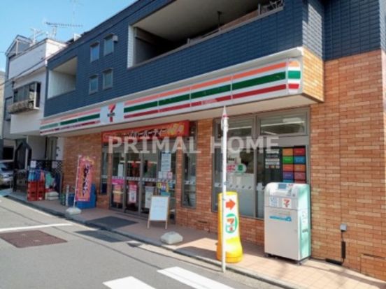 セブンイレブン 横浜白幡向町店の画像