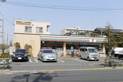 セブンイレブン江戸川西小岩3丁目店の画像