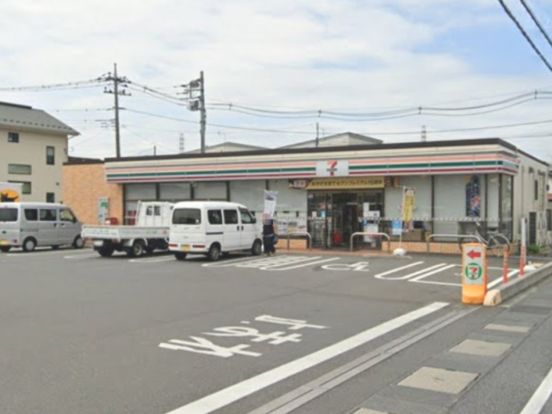 セブンイレブン 上里七本木南店の画像