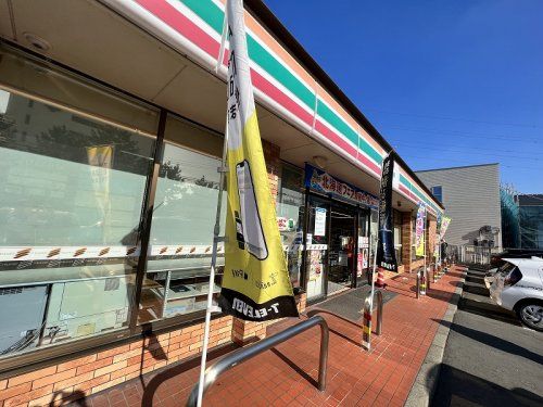 セブンイレブン 千葉山王町店の画像