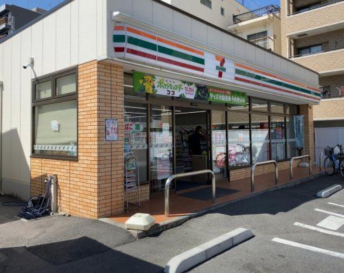 セブンイレブン 新宿中落合3丁目店の画像