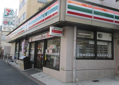 セブンイレブン 南台店の画像