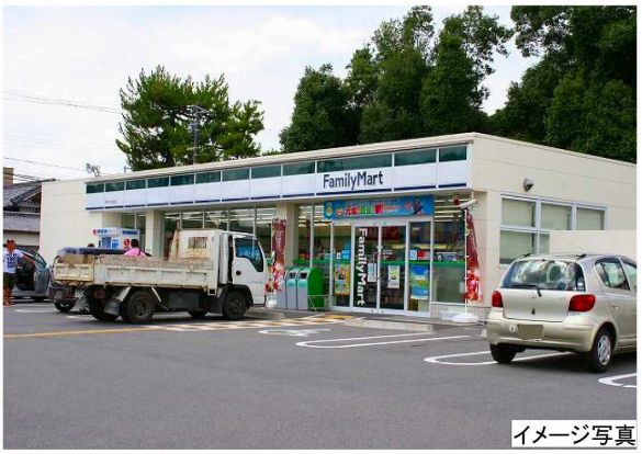 ファミリーマート　郡山小泉口店の画像