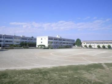 吉田小学校の画像