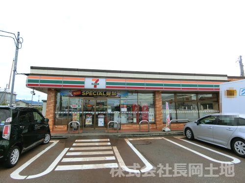 セブンイレブン 長岡永田店の画像