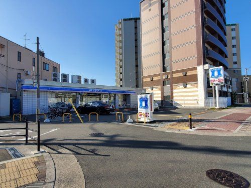 ローソン阪急崇禅寺駅前店の画像