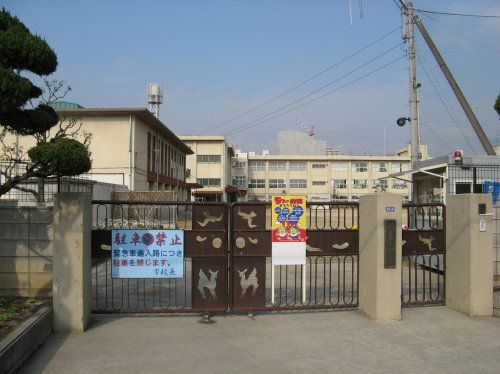 摂津市立千里丘小学校の画像