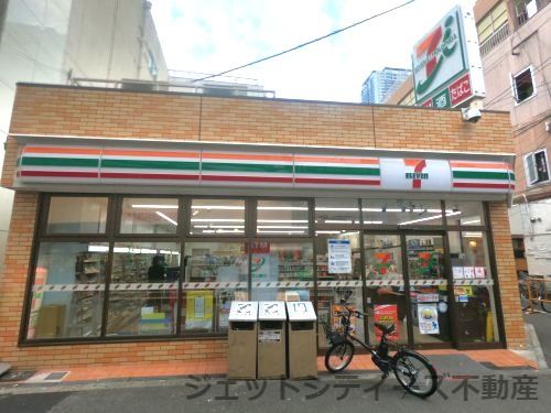 セブンイレブン 梅田堂山店の画像