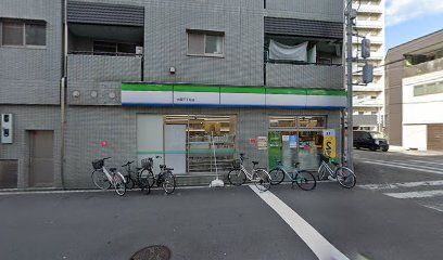 ファミリーマート大国三丁目店内の画像