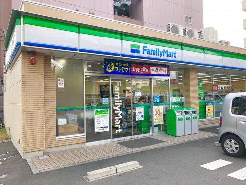 ファミリーマート 則武本通店の画像