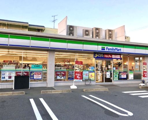 ファミリーマート 名西稲生店の画像