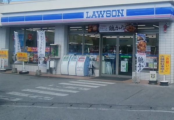 ローソン 沖縄コザ高校前店の画像