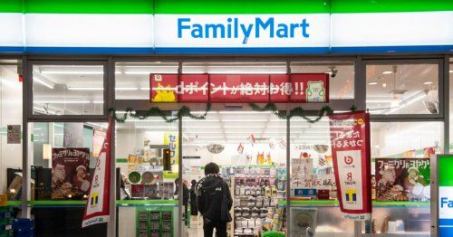 ファミリーマート 米田総持寺店の画像