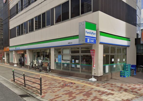 ファミリーマート 鶴橋駅北店の画像