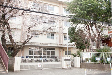 川崎市立玉川小学校の画像