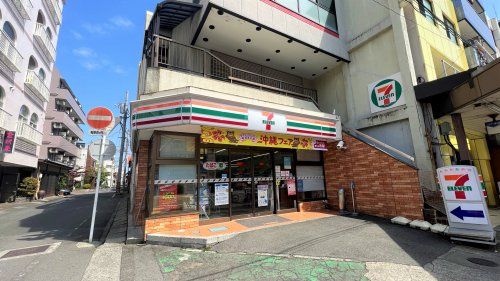 セブンイレブン 沼津リコー通り店の画像