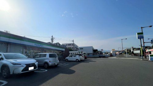 ファミリーマート 沼津岡一色店の画像