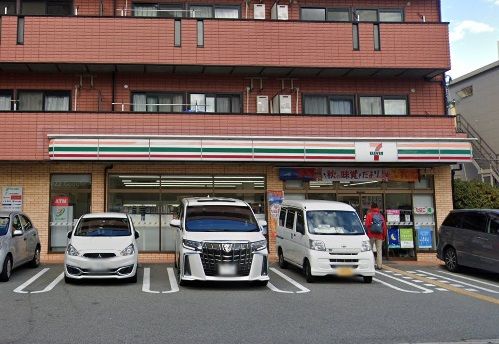 セブンイレブン 宝塚湯本町店の画像