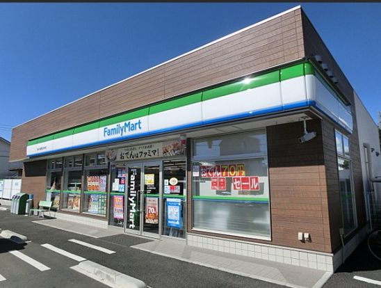 ファミリーマート 道野辺中央店の画像