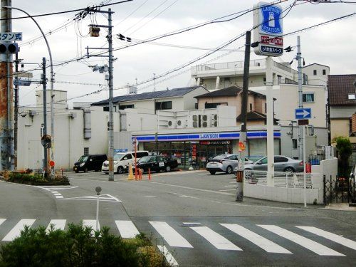 ローソン 淀川三津屋南二丁目店の画像