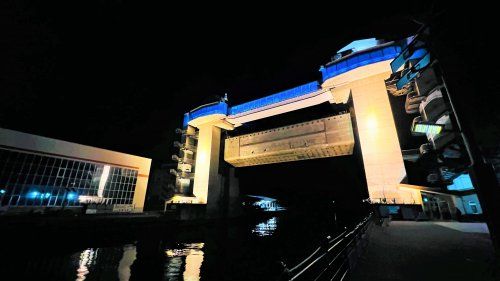 沼津港大型展望水門びゅうおの画像