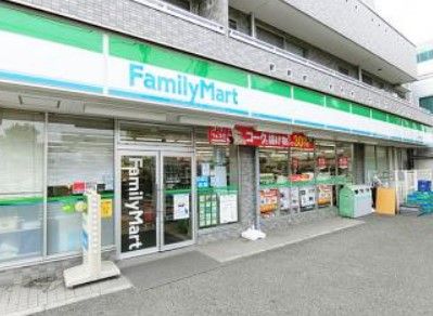 ファミリーマート 目黒柿の木坂店の画像