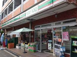 ローソンストア100 LS淀川十三本町店の画像