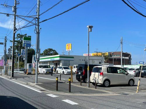 ファミリーマート松戸岩瀬店の画像