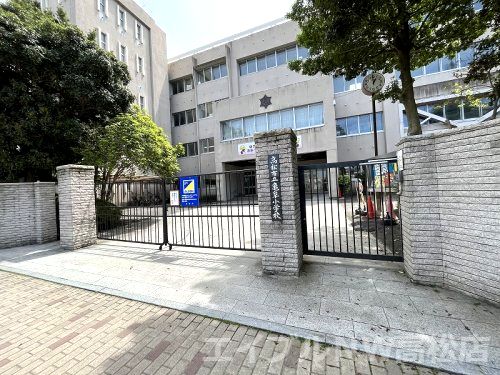 亀阜小学校の画像