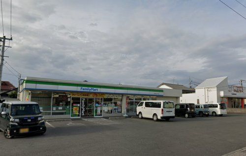 ファミリーマート 熊本帯山六丁目店の画像