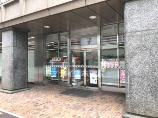 セブンイレブン 博多駅前3丁目店の画像