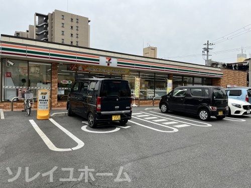 セブンイレブン 堺三国ヶ丘駅東店の画像
