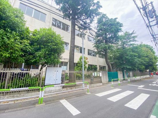 文京区立林町小学校の画像