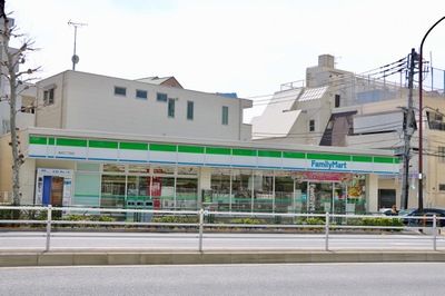 ファミリーマート 高田三丁目店の画像