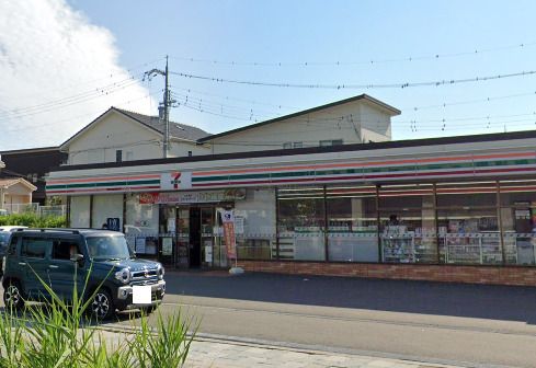 セブン-イレブン 和泉はつが野３丁目店の画像