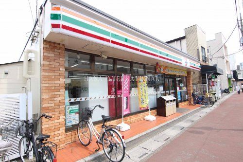 セブンイレブン 武里駅西口店の画像