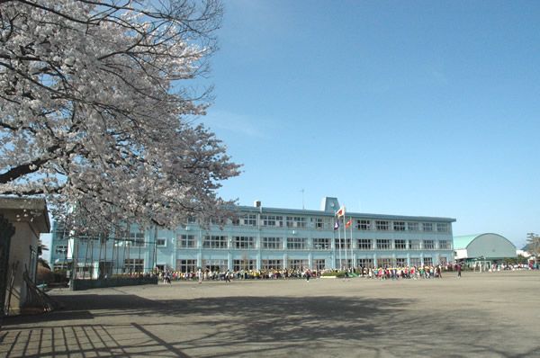 上三川町立上三川小学校の画像