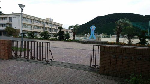 霧島市立国分南中学校の画像