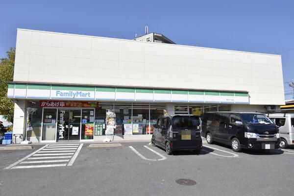 ファミリーマート 奥戸七丁目店の画像