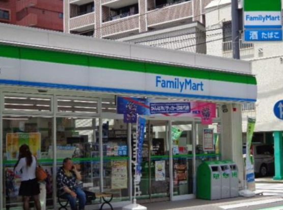 ファミリーマート 横浜山王町店の画像