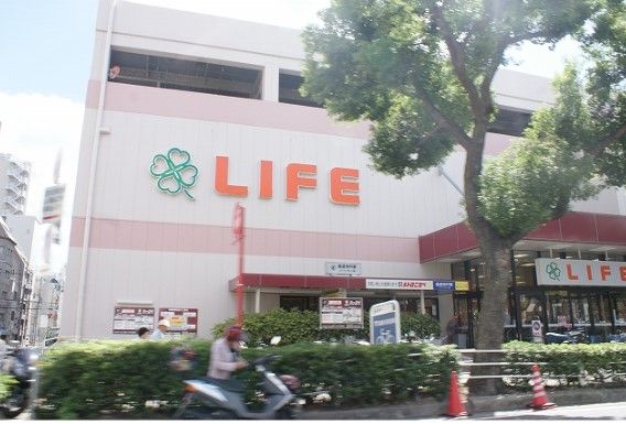 ライフ 神戸駅前店の画像