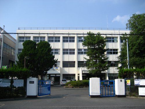 広島市立五日市中学校の画像