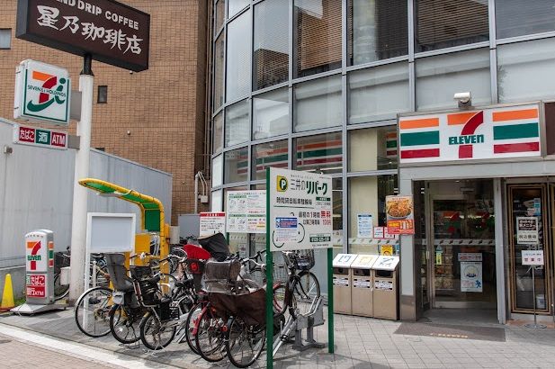 セブンイレブン 新宿落合駅前店の画像