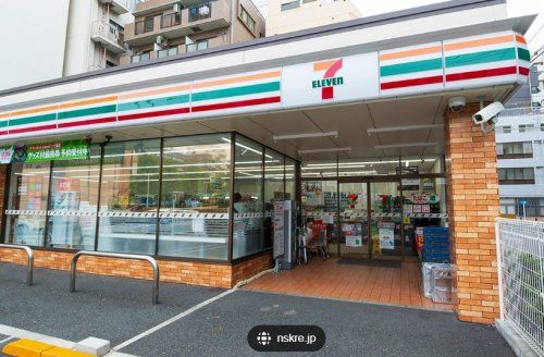 セブンイレブン 横浜不老町1丁目店の画像