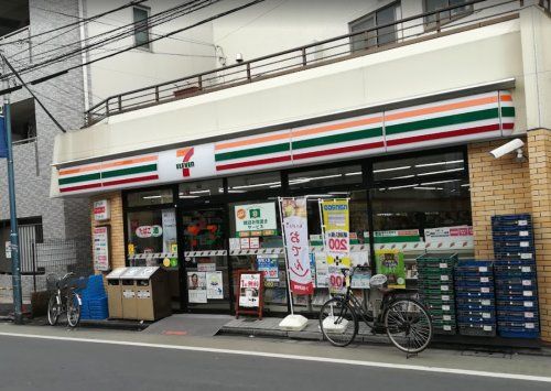 セブンイレブン 板橋大和町店の画像