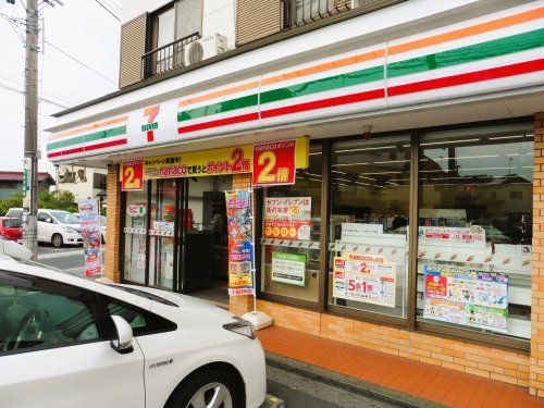 セブンイレブン 栗橋伊坂店の画像