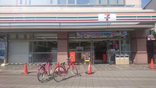 セブンイレブン熊谷駅南口店の画像